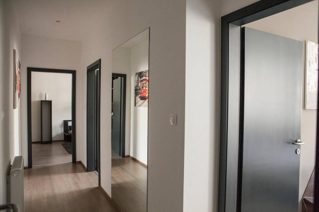 Apartment Downtown Ulloi 3 Boedapest Buitenkant foto