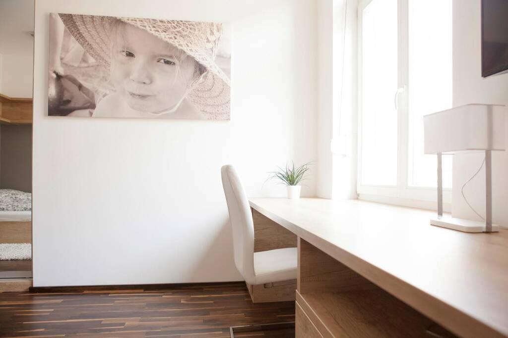 Apartment Downtown Ulloi 3 Boedapest Buitenkant foto